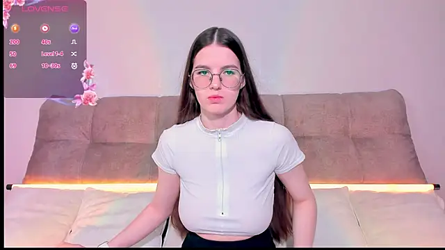 Snapshot of AriellaTesk chatting on September 26, 2025, 3:21 am AriellaTesk online show from September 26, 2025, 3:21 am