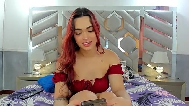 alexandra fire69x online show from November 15, 2025, 3:52 pm