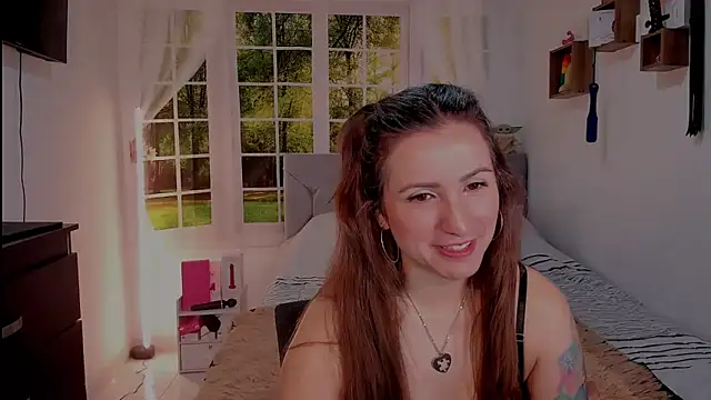 vanessabrown  online show from June 1, 2026, 3:58 pm