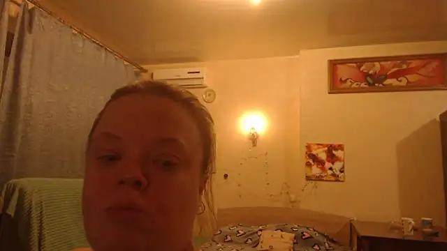 Janiffer MiMi online show from February 7, 2025, 10:20 pm