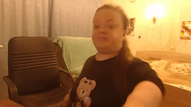 Janiffer MiMi online show from February 22, 2025, 6:08 pm