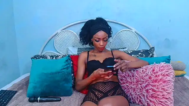 AvaOcean online show from April 9, 2026, 6:35 pm