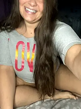 CamilaLovexoxo online show from December 16, 2025, 2:11 pm