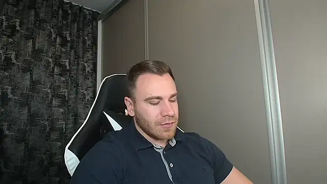 Snapshot of Thori92 chatting on January 4, 2025, 5:26 pm Thori92 online show from January 4, 2025, 5:26 pm