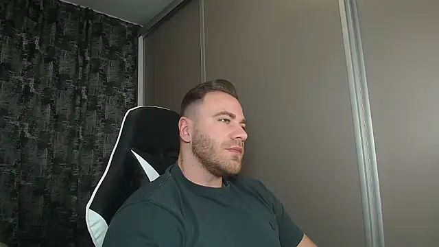 Snapshot of Thori92 chatting on January 11, 2025, 3:09 pm Thori92 online show from January 11, 2025, 3:09 pm