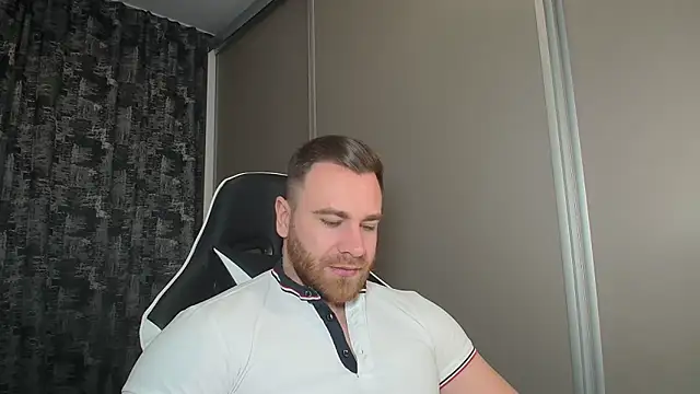 Snapshot of Thori92 chatting on March 1, 2025, 4:00 pm Thori92 online show from March 1, 2025, 4:00 pm