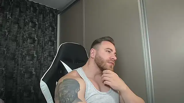 Snapshot of Thori92 chatting on March 3, 2025, 5:18 pm Thori92 online show from March 3, 2025, 5:18 pm