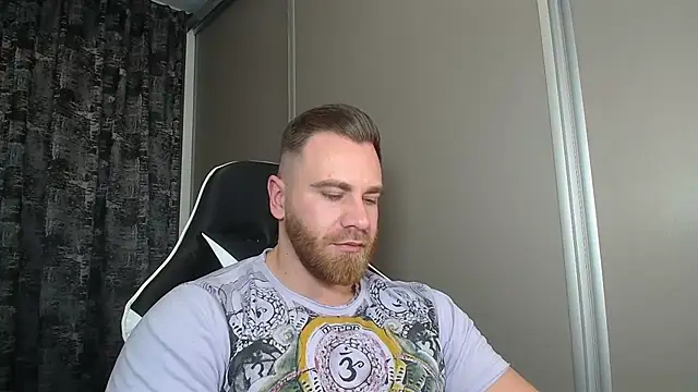 Thori92 online show from December 3, 2025, 5:22 pm