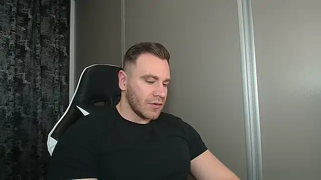 Thori92 online show from March 1, 2026, 11:56 am