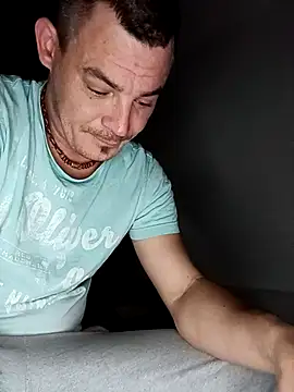 Ivanekkral online show from November 12, 2025, 5:02 pm