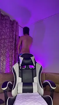 JacoboSwam online show from November 30, 2025, 10:08 am