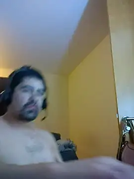 VonDoomdelToro online show from February 11, 2025, 8:26 am