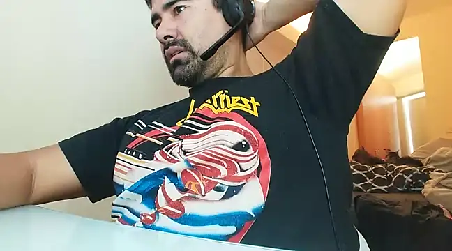 VonDoomdelToro online show from February 13, 2025, 6:27 pm