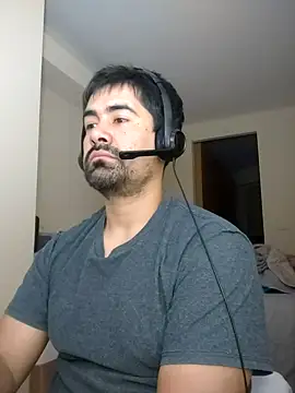 VonDoomdelToro online show from February 16, 2025, 2:53 am