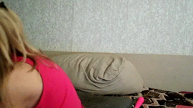 Snapshot of ValeriaLight chatting on October 28, 2025, 3:10 am ValeriaLight online show from October 28, 2025, 3:10 am