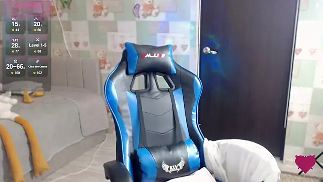 Korolek12 online show from April 8, 2026, 4:56 am