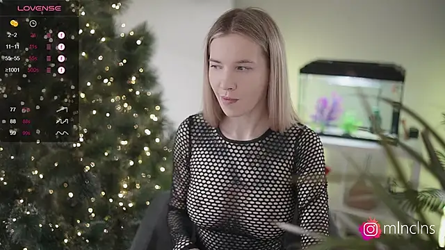 melanielwithu online show from December 20, 2024, 8:01 pm