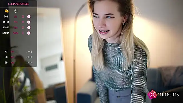 melanielwithu online show from January 30, 2025, 12:06 pm