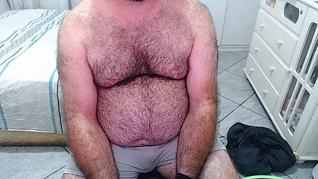 MysterBearMG online show from April 2, 2026, 3:48 am