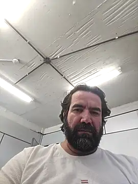 MysterBearMG online show from April 6, 2026, 3:35 pm