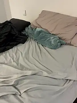 sweeti Em online show from January 13, 2026, 8:03 pm