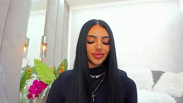 Britney Charm  online show from March 10, 2026, 7:35 am