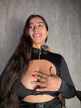 Valentinne z online show from December 3, 2025, 11:58 pm