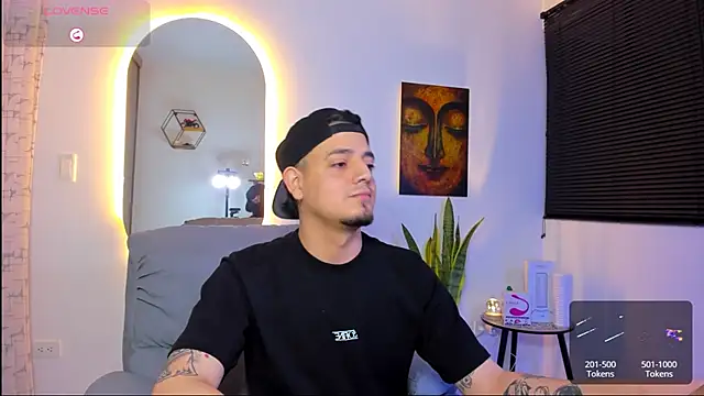 alejandro calderon1 online show from January 9, 2026, 3:20 am