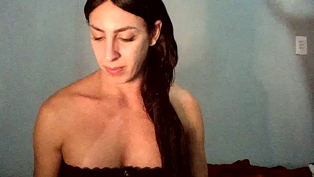 AlexiaDuucan online show from November 4, 2025, 12:59 pm