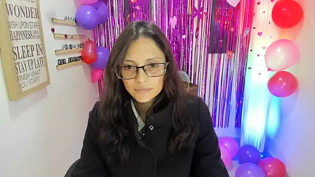 Snapshot of Kyomi_chang chatting on September 19, 2025, 1:12 pm Kyomi chang online show from September 19, 2025, 1:12 pm