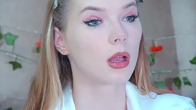 GentleRossi online show from October 21, 2025, 3:24 pm