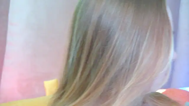 GentleRossi online show from November 17, 2025, 9:42 pm