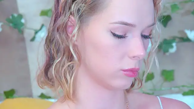 GentleRossi online show from March 23, 2026, 3:05 pm