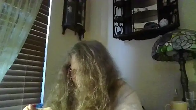 Snapshot of DestineeLoverGirl chatting on April 2, 2026, 1:42 pm DestineeLoverGirl online show from April 2, 2026, 1:42 pm