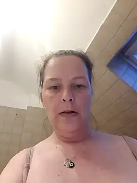 saharaheiss online show from December 16, 2024, 3:22 pm