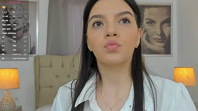 Snapshot of Beautyari_ chatting on February 1, 2025, 12:05 pm Beautyari online show from February 1, 2025, 12:05 pm