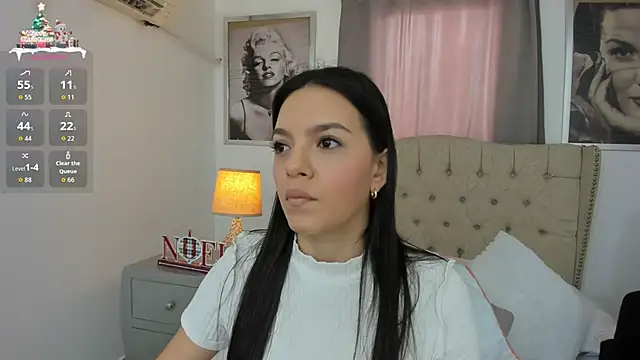 Snapshot of Beautyari_ chatting on December 19, 2025, 12:23 pm Beautyari online show from December 19, 2025, 12:23 pm