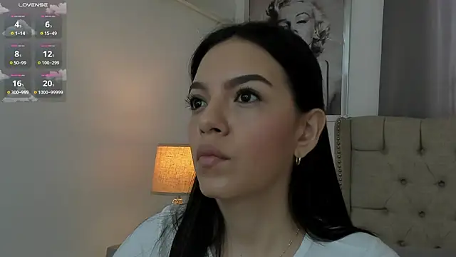 Snapshot of Beautyari_ chatting on March 7, 2026, 12:13 pm Beautyari online show from March 7, 2026, 12:13 pm