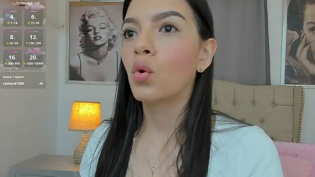 Snapshot of Beautyari_ chatting on March 18, 2026, 12:30 pm Beautyari online show from March 18, 2026, 12:30 pm