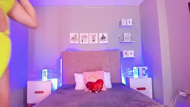 EmilyCoast-1 online show from March 16, 2026, 7:29 pm