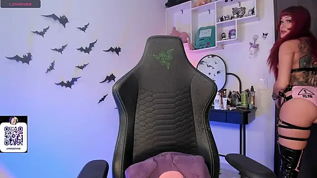 damnliciousss online show from November 29, 2025, 1:30 am