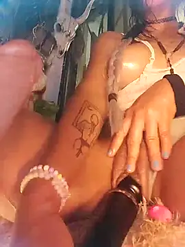 k lebannon online show from February 6, 2025, 11:58 pm