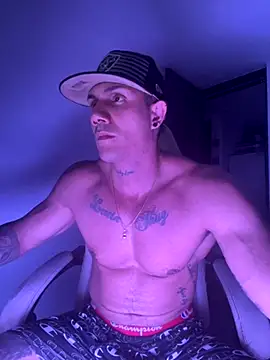 Snapshot of xxxtreme_master7 chatting on November 14, 2025, 4:22 am xxxtreme master7 online show from November 14, 2025, 4:22 am