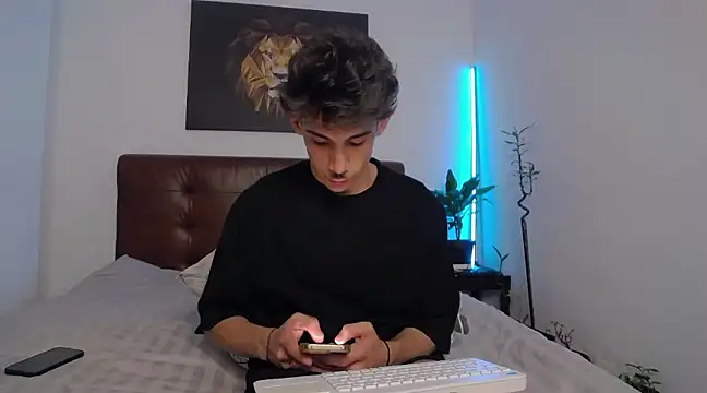 Snapshot of DanielCrush1 chatting on March 16, 2025, 4:23 pm DanielCrush1 online show from March 16, 2025, 4:23 pm