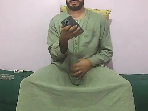 foxsanSs online show from November 5, 2025, 7:47 pm