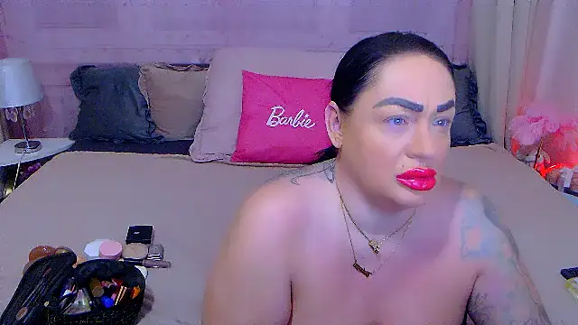 BustyVicky online show from October 18, 2025, 9:15 pm