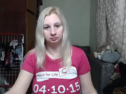 Snapshot of BustyBlond chatting on January 20, 2025, 2:57 pm BustyBlond online show from January 20, 2025, 2:57 pm