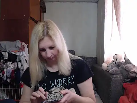 Snapshot of BustyBlond chatting on February 8, 2025, 12:50 pm BustyBlond online show from February 8, 2025, 12:50 pm