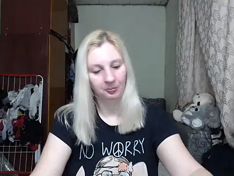 Snapshot of BustyBlond chatting on February 10, 2025, 3:53 pm BustyBlond online show from February 10, 2025, 3:53 pm