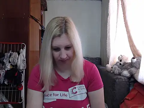 Snapshot of BustyBlond chatting on February 12, 2025, 9:52 am BustyBlond online show from February 12, 2025, 9:52 am
